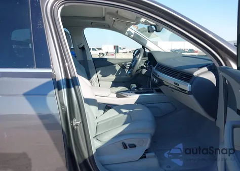 2019 Audi Q7 45 Se Premium/Premium Plus from USA, damaged, VIN WA1LHAF74KD036196